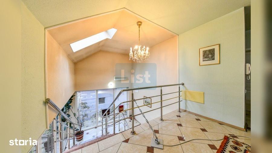 Casă cu 6 camere cu Teren 400 Mp în Gheorgheni