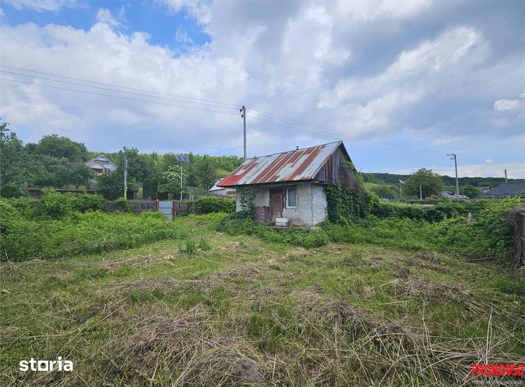 Casă cu 2 camere cu Teren 300 Mp în Mărgineni