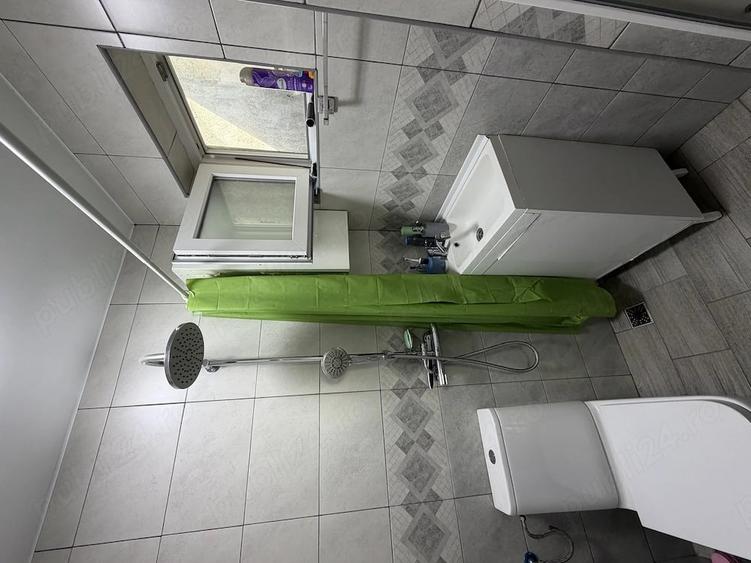 Apartament cu 2 camere decomandat în Războieni