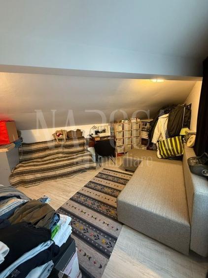 Apartament cu 4 camere semidecomandat în Florești