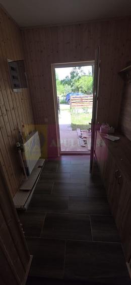 Casă individuală cu 4 camere cu Canalizare în Brebu