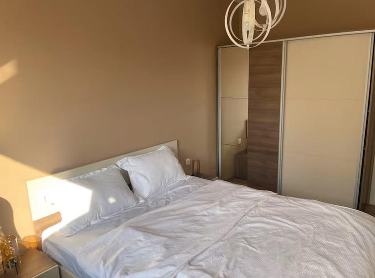 Apartament cu 3 camere decomandat în Unirii