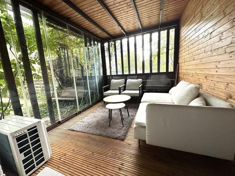 Apartament cu 3 camere decomandat, mobilat în Băneasa