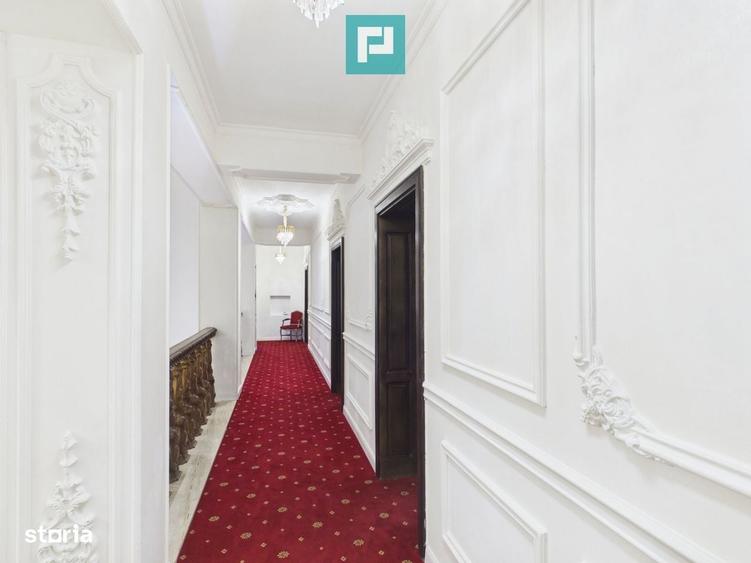 Casă cu 4 camere cu Teren 4850 Mp în Central