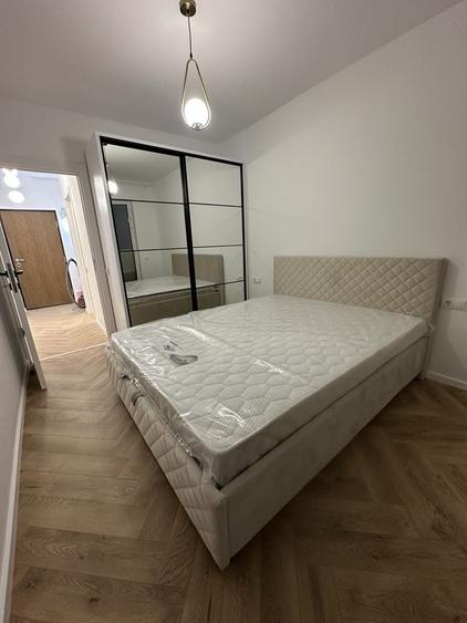 Apartament cu 2 camere decomandat în Florești