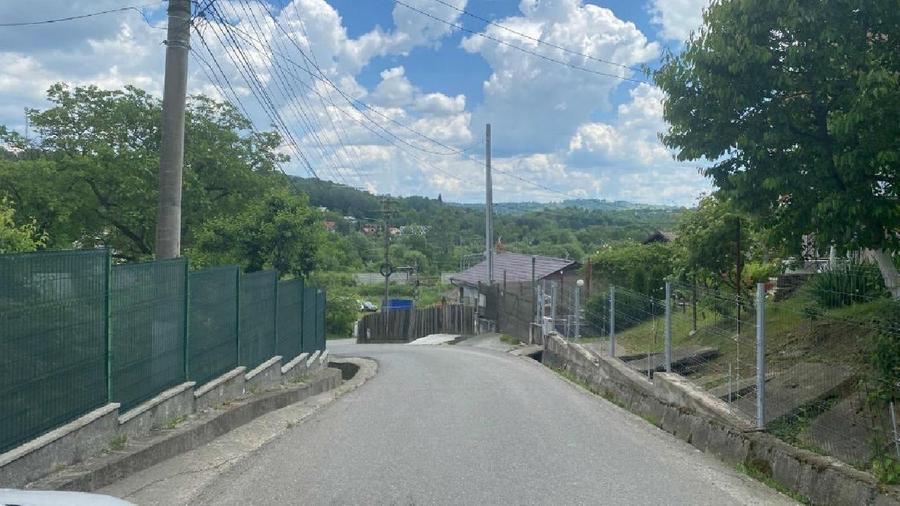 Casă individuală cu 3 camere cu Teren 867 Mp în Poiana Câmpina