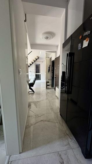 Apartament cu 3 camere în Giroc