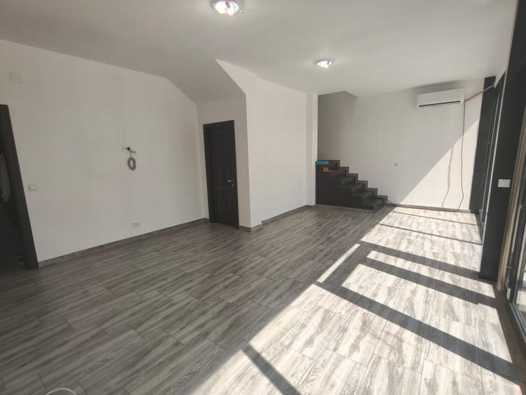 Spațiu comercial, de 1,590 mp, în Malu Mare