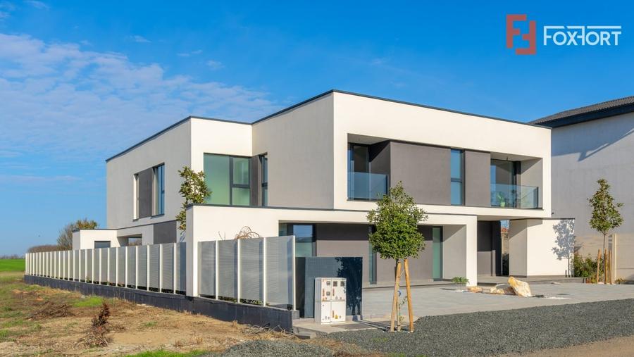 Duplex cu 4 camere cu Canalizare în Dumbrăvița