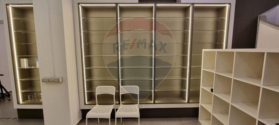 Spațiu comercial, de 143 mp, în 1 Mai