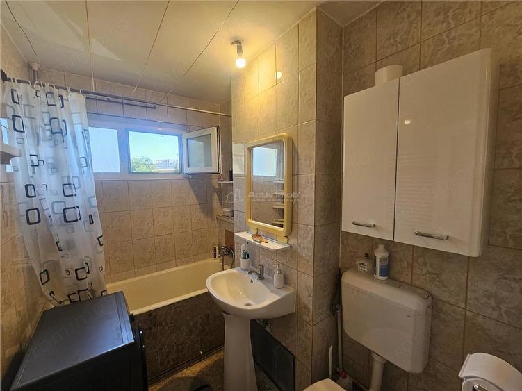 Apartament cu 2 camere semidecomandat în Micro I