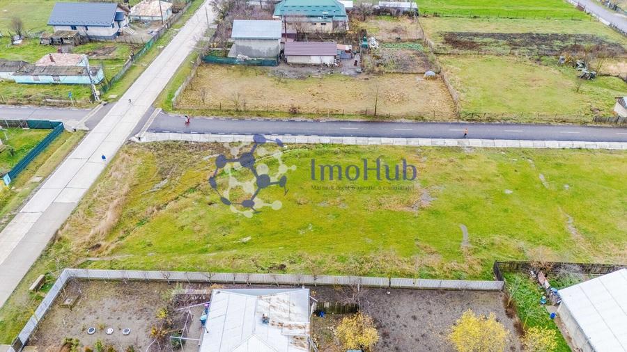 Teren Construcții intravilan de 478 mp, în Lețcani