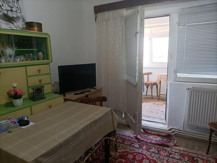 Apartament cu 2 camere semidecomandat în Ultracentral