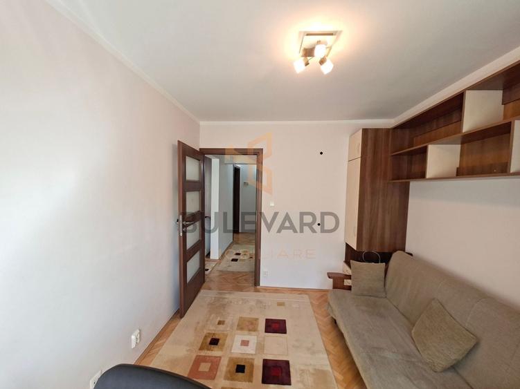 Apartament cu 3 camere decomandat, mobilat în Gheorgheni