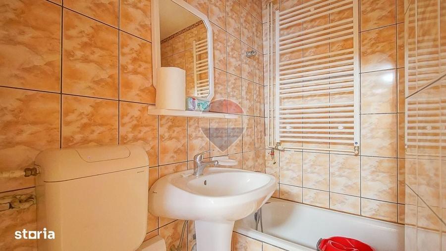 Casă cu 3 camere în Central