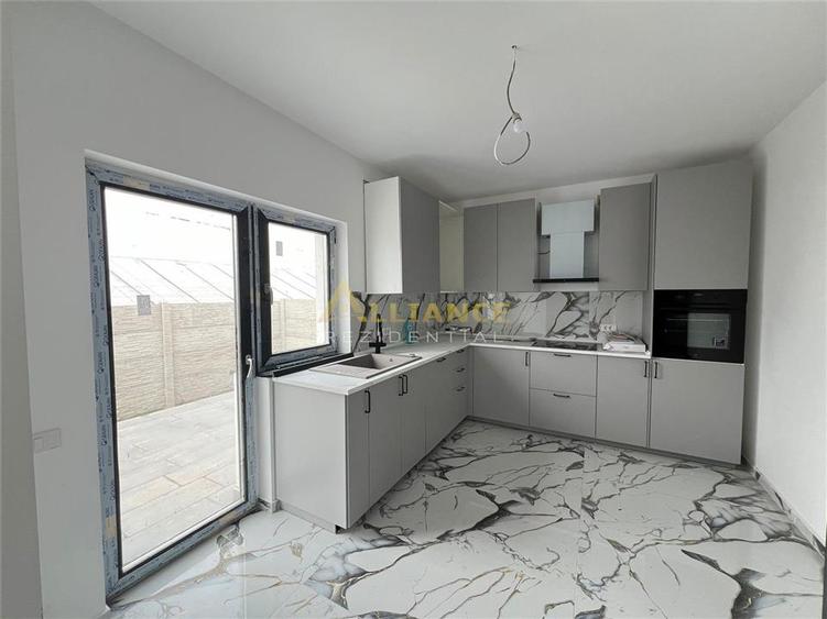 Casa Individuala P+M - 4 camere - Pompa de Caldura-Panouri Solare - 8