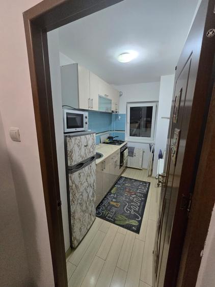 Garsonieră decomandată, mobilată în Basarabia
