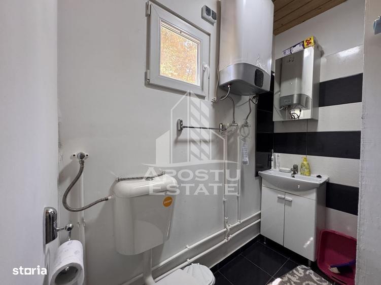 Casă cu 4 camere în Blăjeni