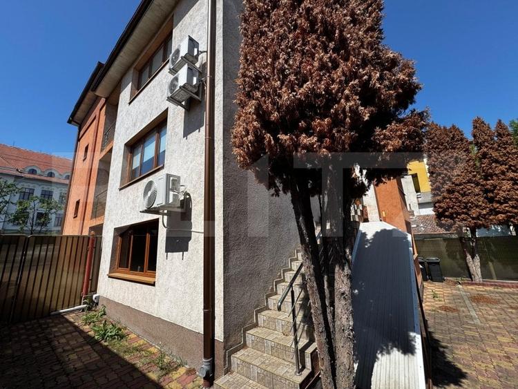 Spațiu comercial, de 254 mp, în Cetate
