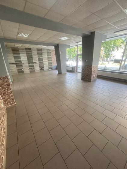 Spațiu comercial, de 141 mp, în Central