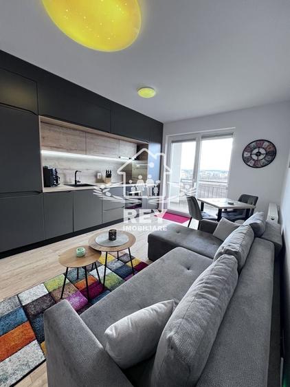 Apartament cu 2 camere semidecomandat în Turnișor