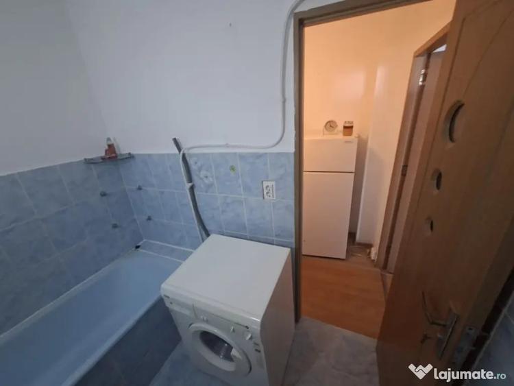 Garsonieră semidecomandată în Rovine