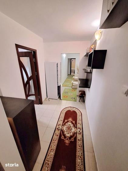 Apartament cu 2 camere decomandat în Calea București