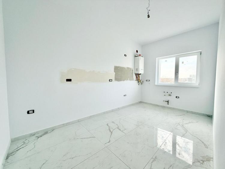 Duplex cu 4 camere cu Canalizare în Moșnița Nouă