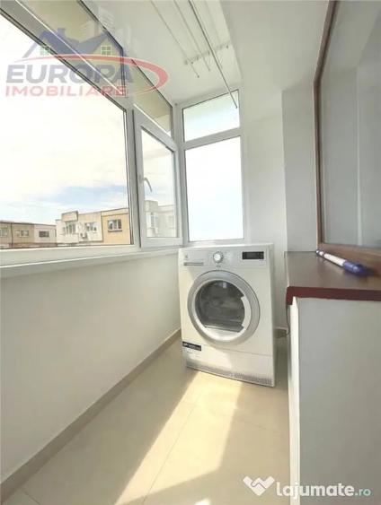 Apartament cu 2 camere decomandat în E3