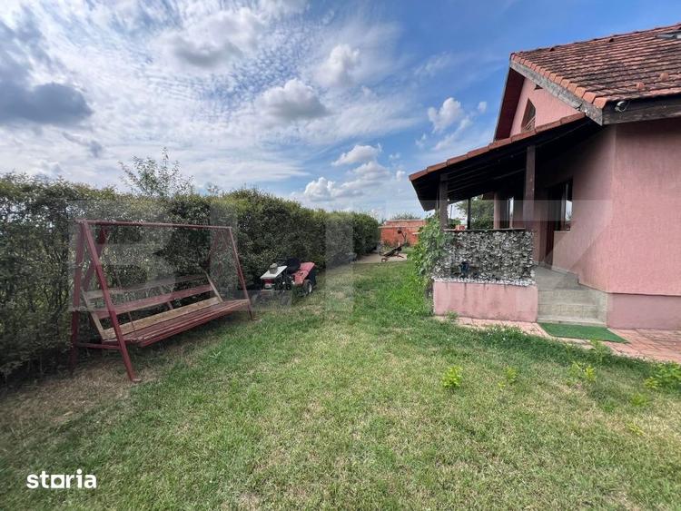Casă cu 3 camere cu Teren 875 Mp în Bercu Roșu