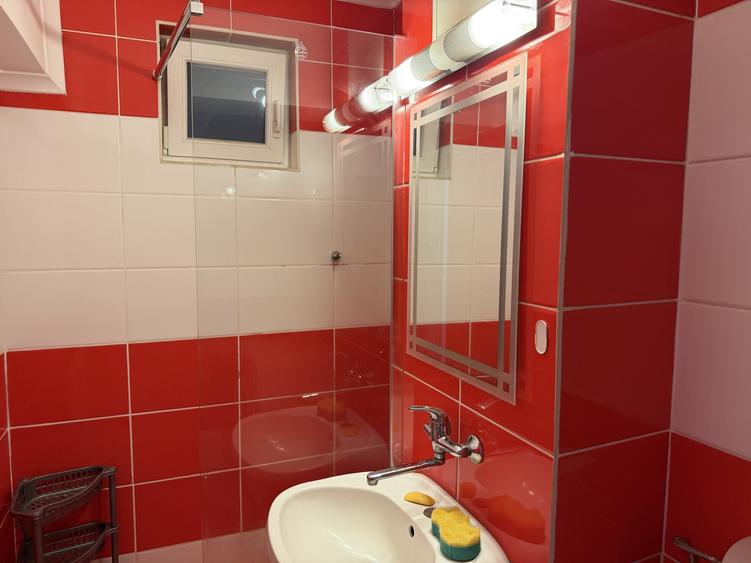 Apartament cu 2 camere decomandat, mobilat în Mihai Viteazul