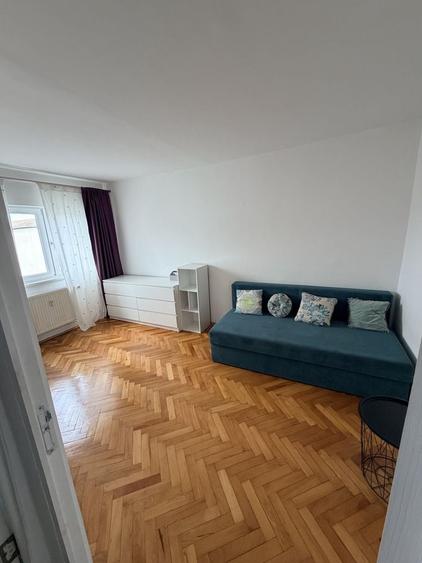 Apartament cu 2 camere semidecomandat în Spitalul Județean