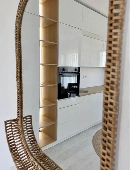 Apartament cu 2 camere semidecomandat, mobilat în Fundeni