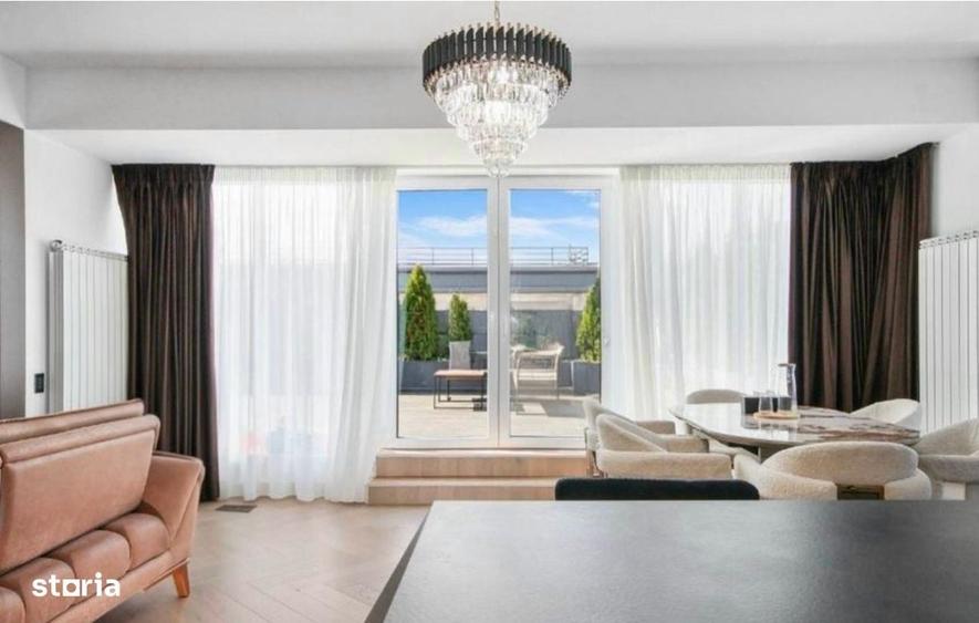 Apartament cu 4 camere în Tei