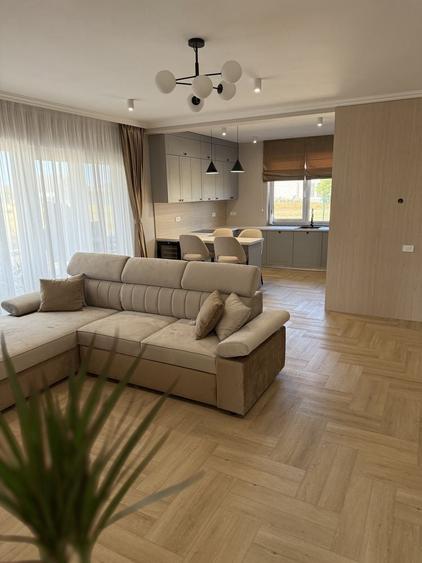 Casă cu 4 camere în Central