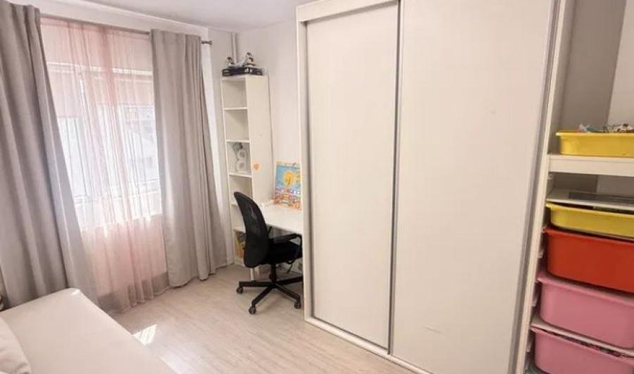 Apartament cu 3 camere în Dorobanți