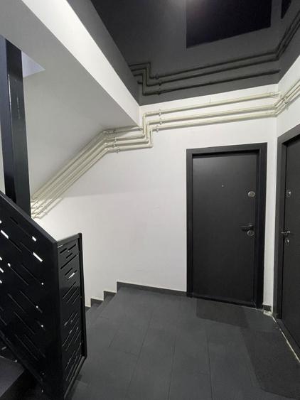 Apartament cu 3 camere semidecomandat în Km 5