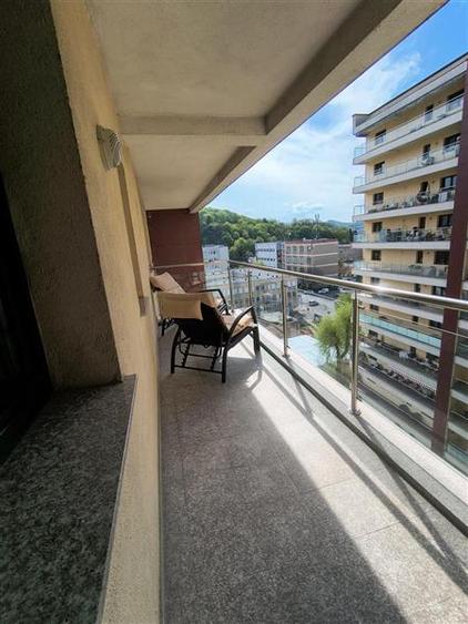 Apartament cu 2 camere decomandat, mobilat în Județean