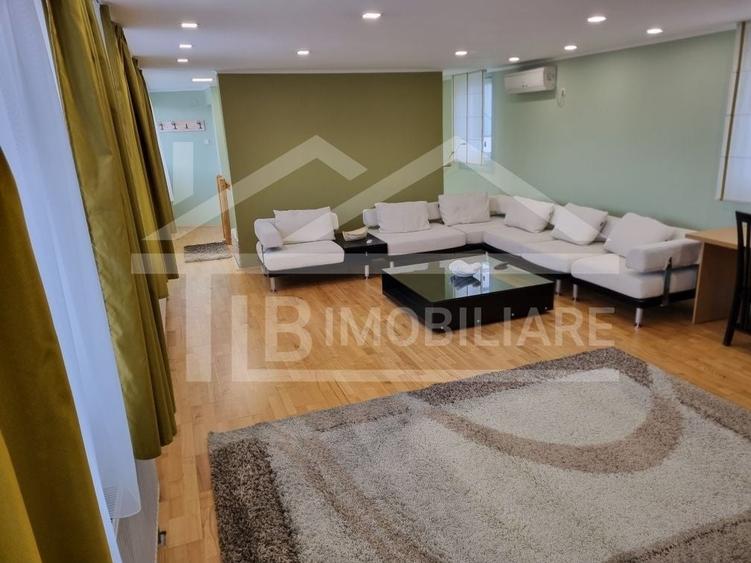 Apartament cu 3 camere decomandat în Ultracentral