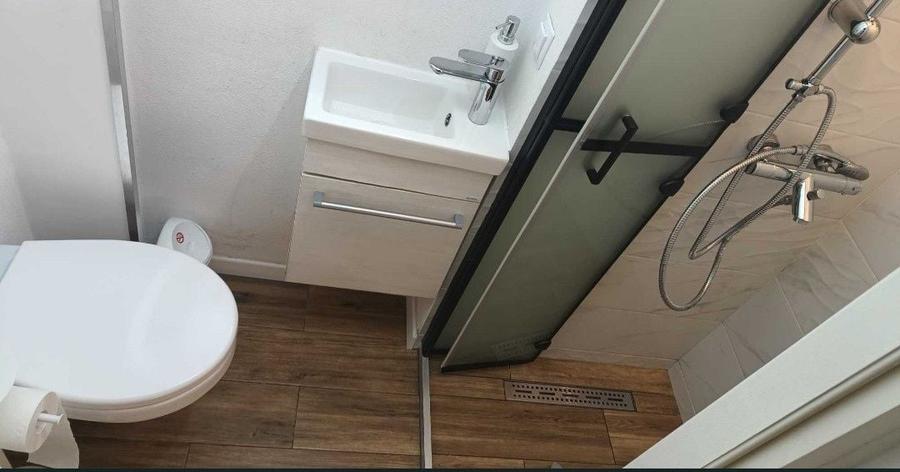 Garsonieră decomandată în Central