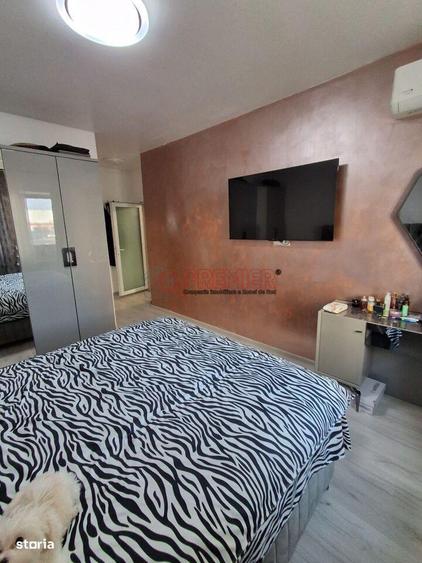 Apartament cu 3 camere în Metalurgiei