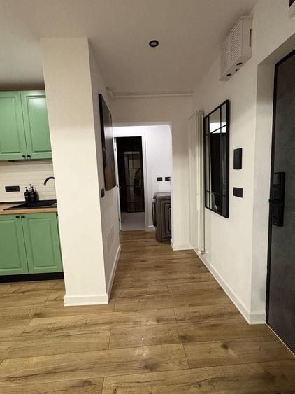 Apartament cu 2 camere decomandat în Precista