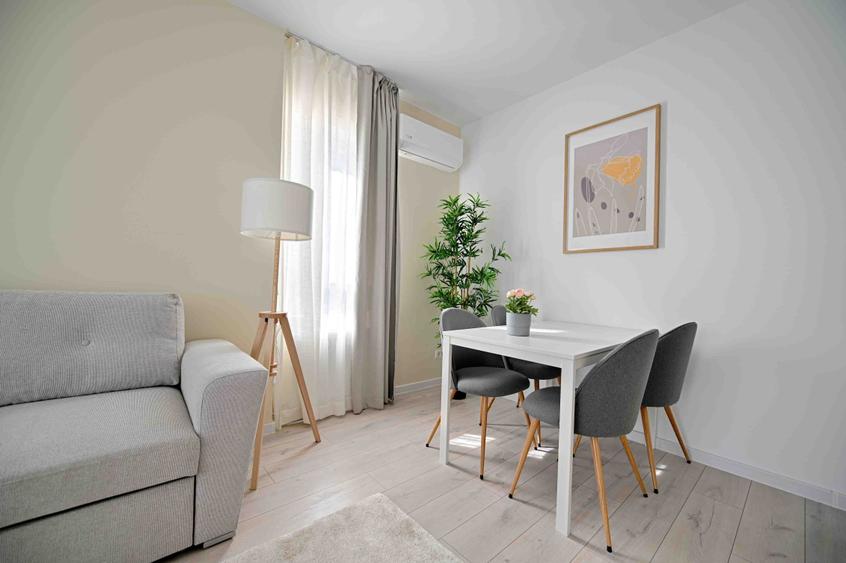 Apartament cu 2 camere semidecomandat, mobilat în Militari