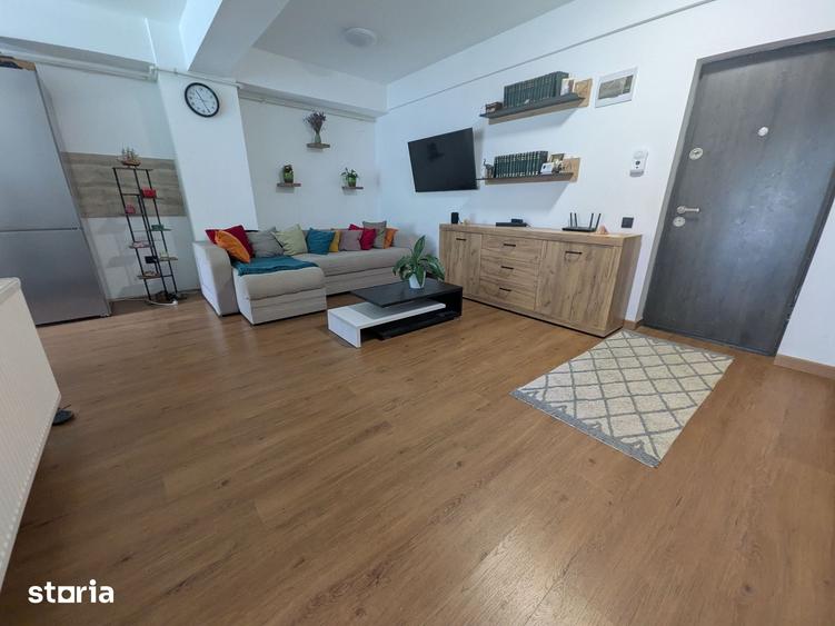 Apartament cu 3 camere în Florești