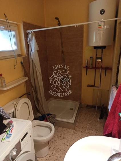 Casă individuală cu 3 camere cu Canalizare în Blăjenii de Jos
