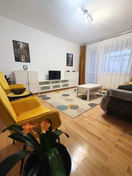Apartament cu 2 camere decomandat în Dâmbovița