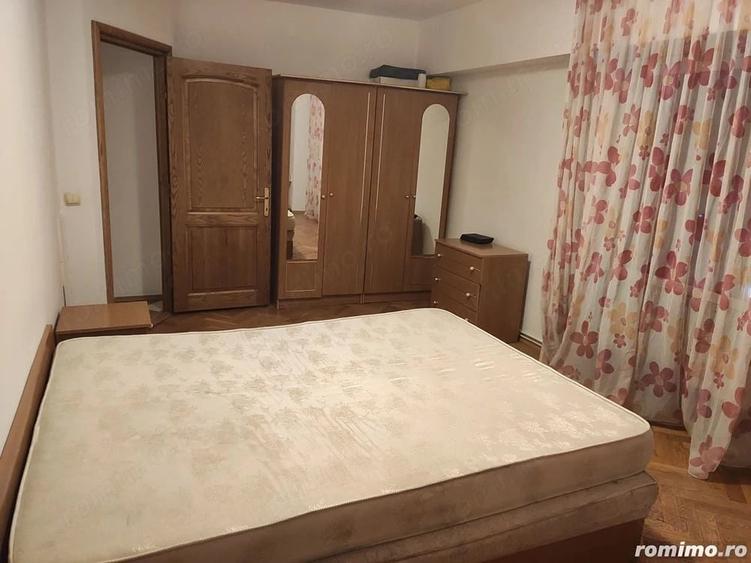 Apartament cu 2 camere decomandat în Telegrafului