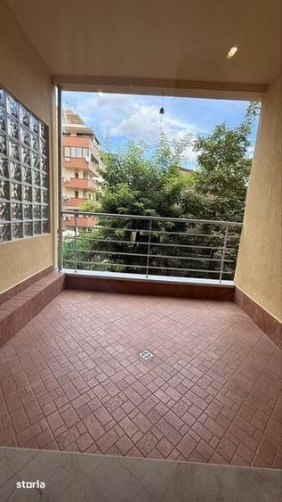 Apartament cu 3 camere în Herăstrău