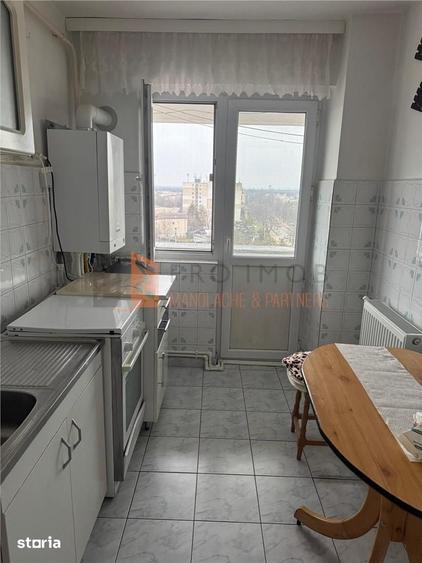 Apartament 3 camere cf 1 decomandat zona Centru - 2