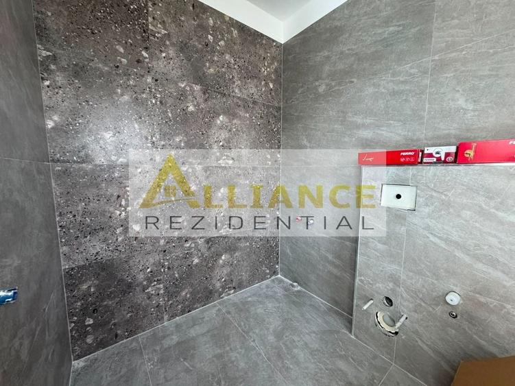 Casă individuală cu 5 camere cu Canalizare în Central